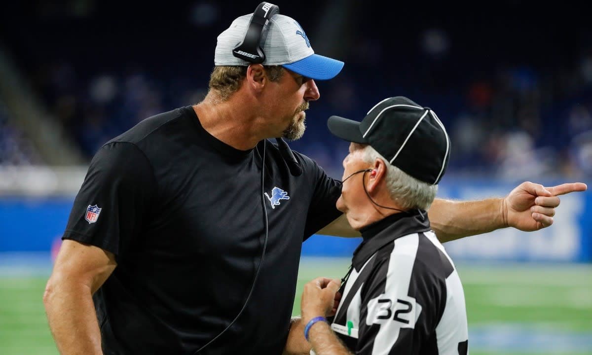 Cover Image for Coach Dan Campbell caused a storm on social networks after asking the organizers to change the referee team for the upcoming Detroit Lions match when evidence of a $250,000 bribery scandal was discovered.